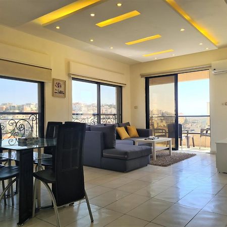 Dair Ghbar Gate Apartments 암만 외부 사진