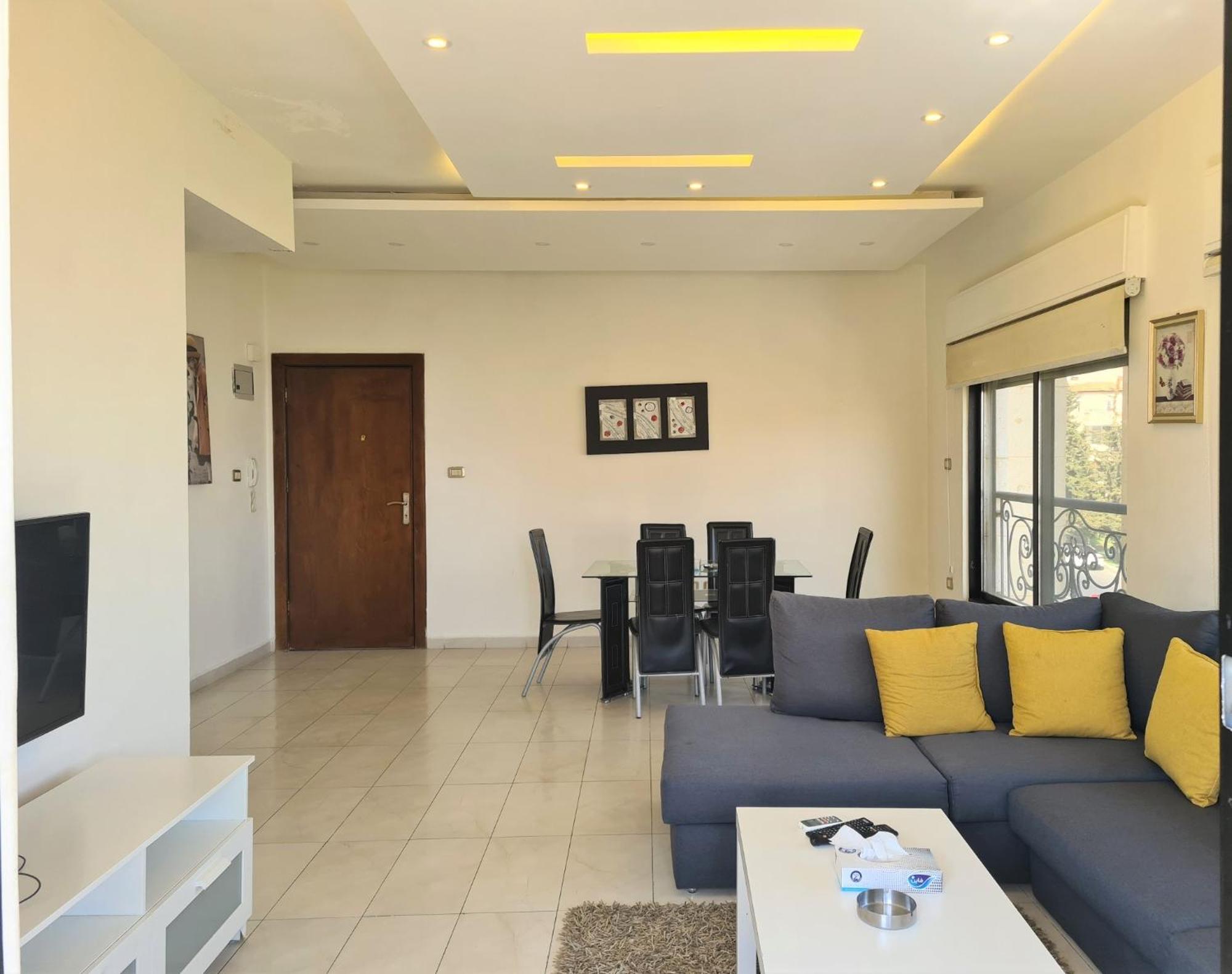 Dair Ghbar Gate Apartments 암만 객실 사진