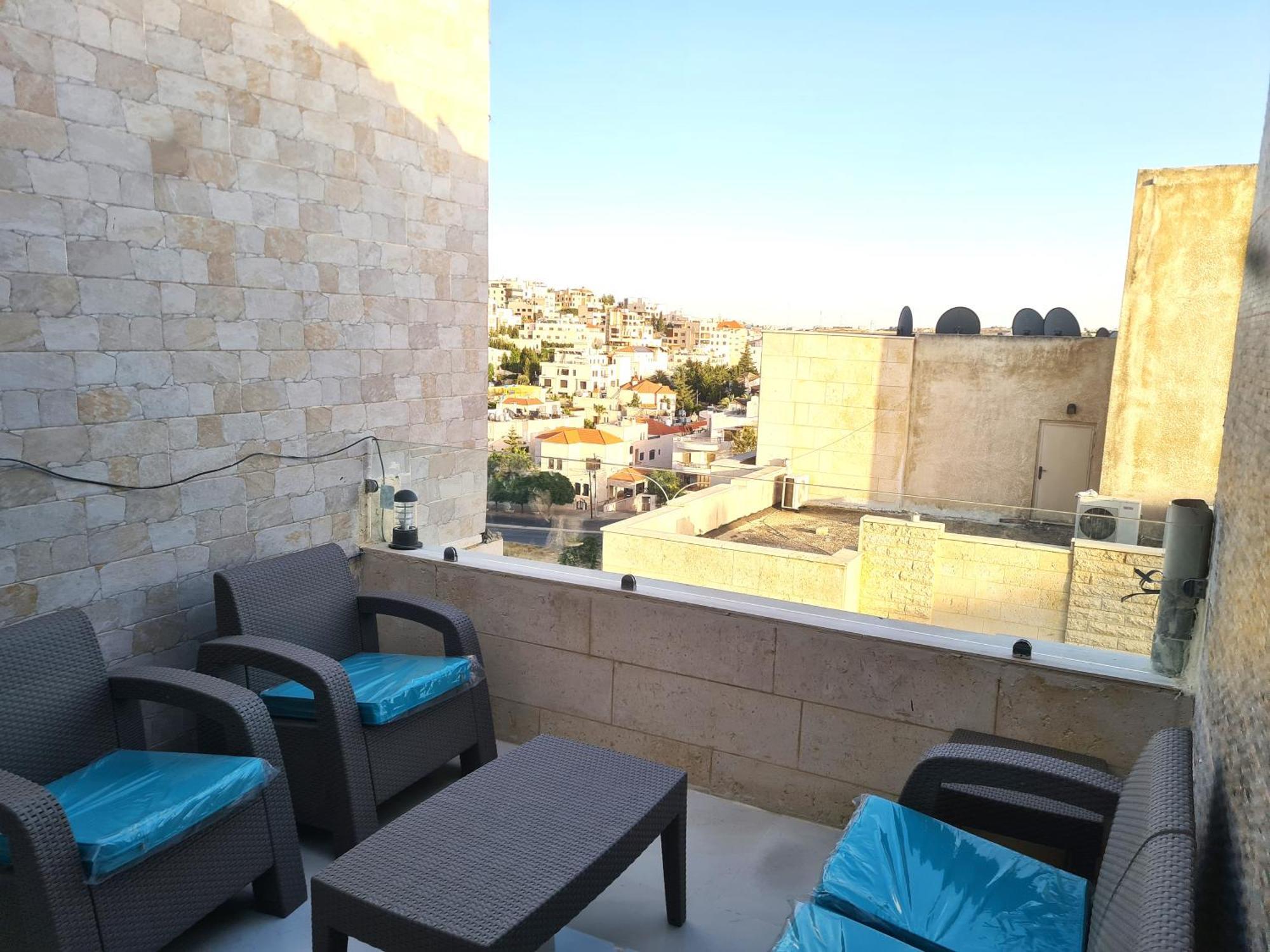 Dair Ghbar Gate Apartments 암만 외부 사진
