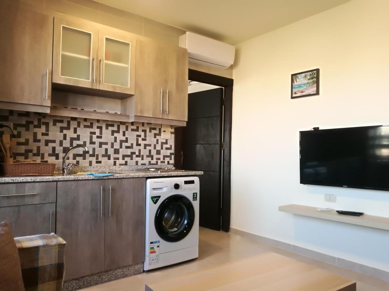 Dair Ghbar Gate Apartments 암만 외부 사진