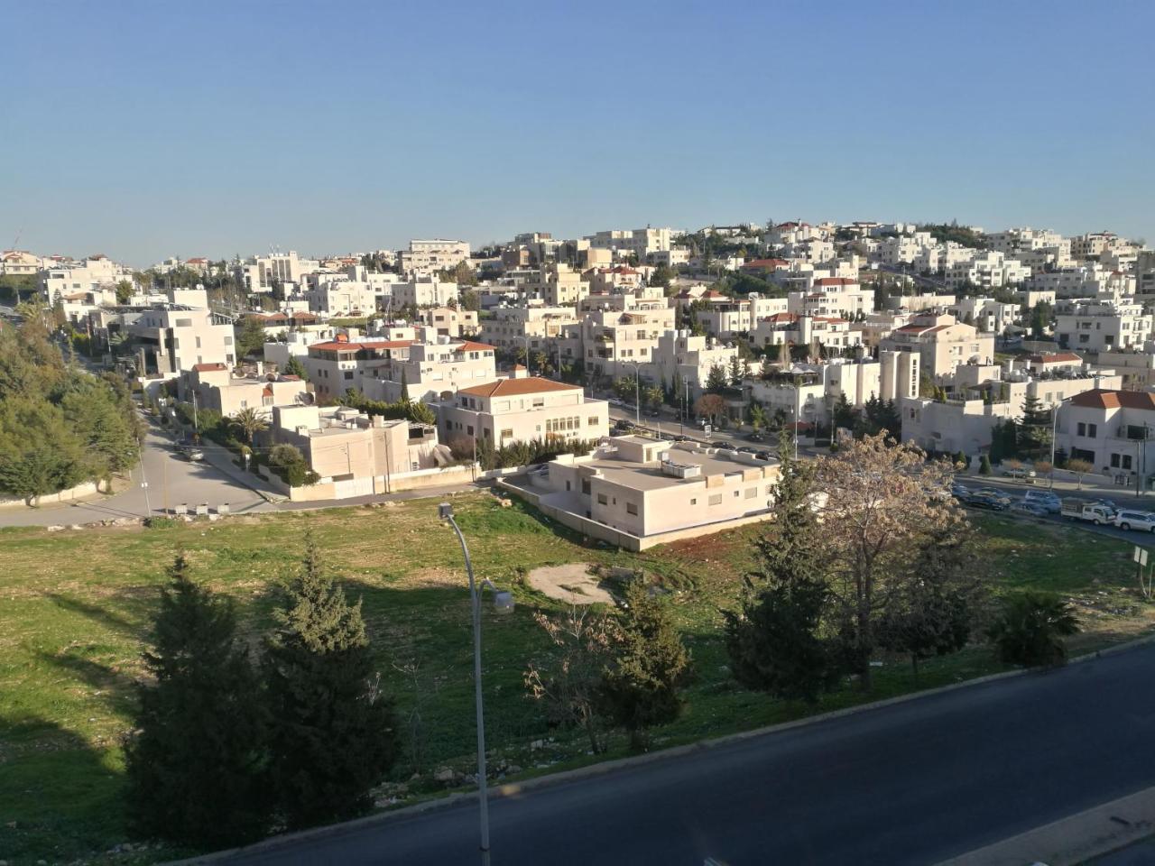 Dair Ghbar Gate Apartments 암만 외부 사진